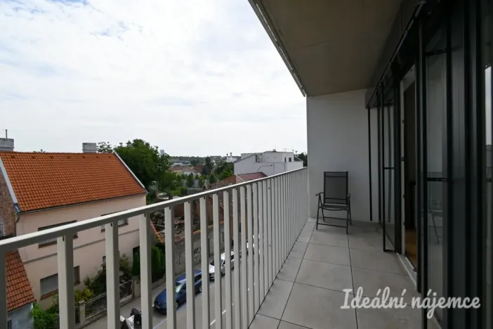 Pronájem bytu 2+kk, Brno, Poděbradova, 69 m2