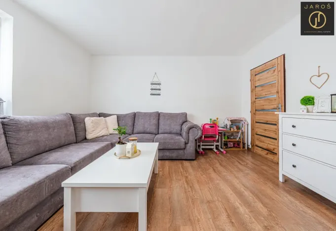 Prodej bytu 3+1, Bitozeves, 71 m2