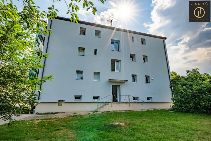 Prodej bytu 3+1, Bitozeves, 71 m2