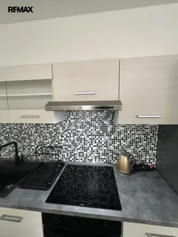 Pronájem bytu 1+kk, Jihlava, Křižíkova, 45 m2