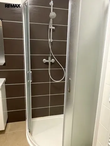 Pronájem bytu 1+kk, Jihlava, Křižíkova, 45 m2