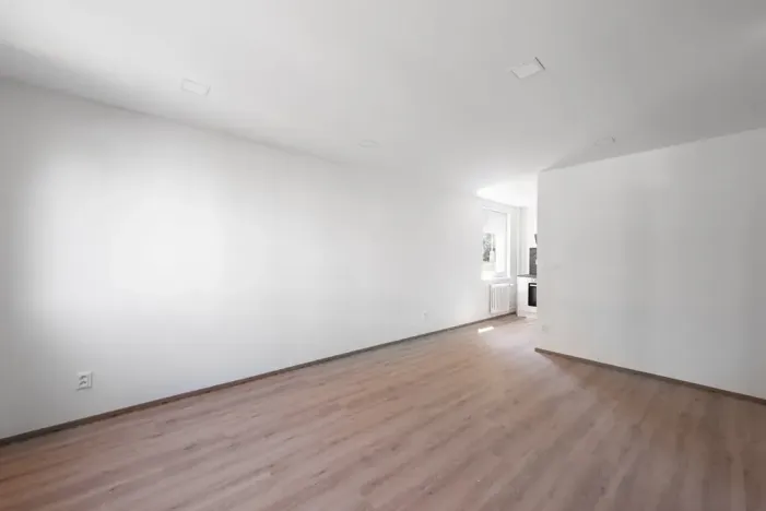 Prodej bytu 2+1, Praha - Lhotka, Zálesí, 42 m2