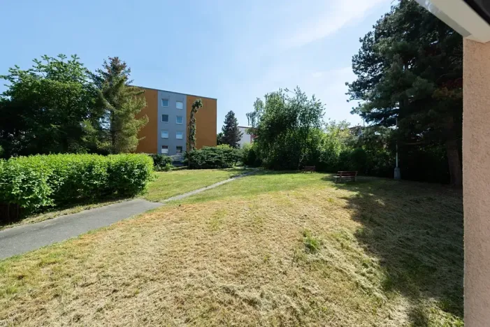 Prodej bytu 2+1, Praha - Lhotka, Zálesí, 42 m2