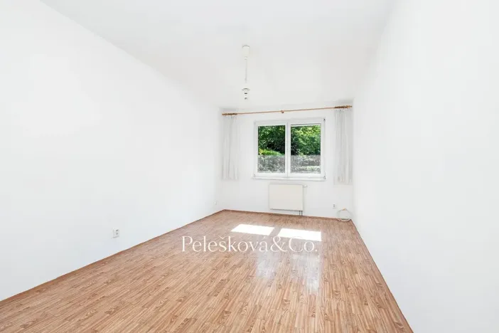 Prodej bytu 2+kk, Dolní Břežany, Za Sídlištěm, 58 m2