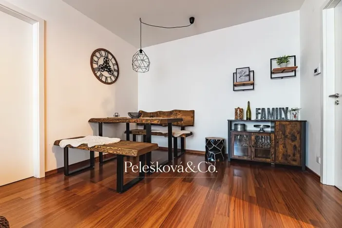Prodej bytu 2+kk, Špindlerův Mlýn, 56 m2