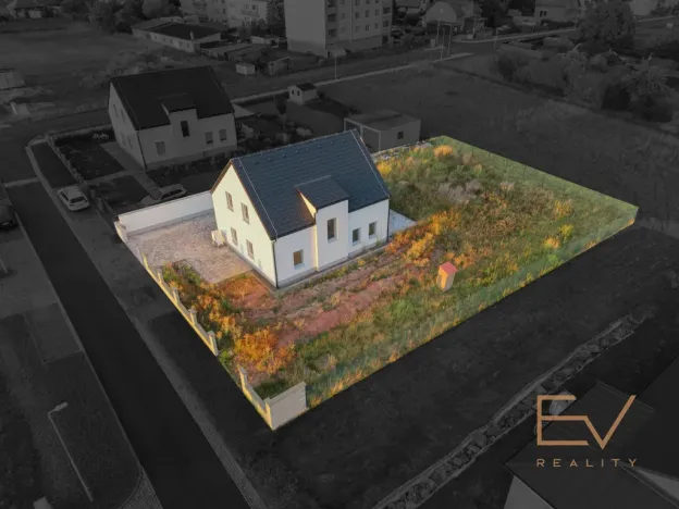 Prodej rodinného domu, Lužná, Jižní, 165 m2