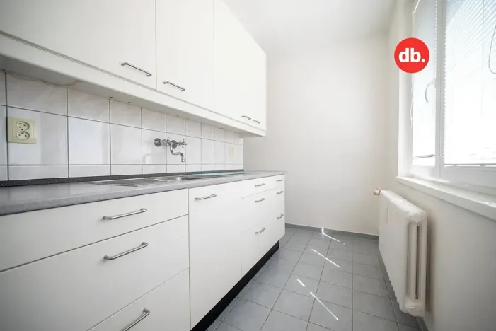 Pronájem bytu 2+1, Karlovy Vary, Vodárenská, 54 m2