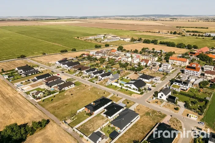 Prodej pozemku pro bydlení, Cvrčovice, 726 m2