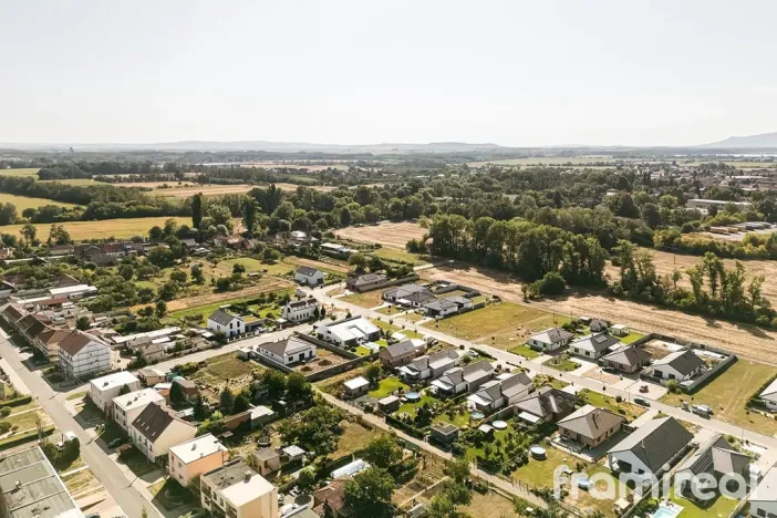 Prodej pozemku pro bydlení, Cvrčovice, 726 m2