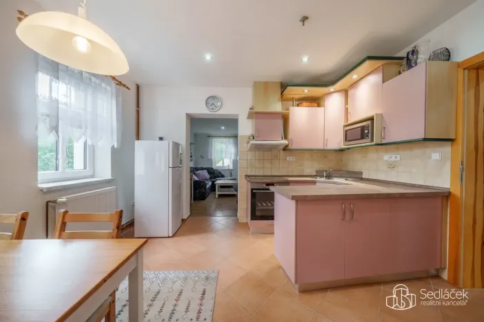 Prodej chalupy, Kraslice - Kostelní, 161 m2