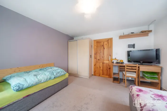 Prodej chalupy, Kraslice - Kostelní, 161 m2