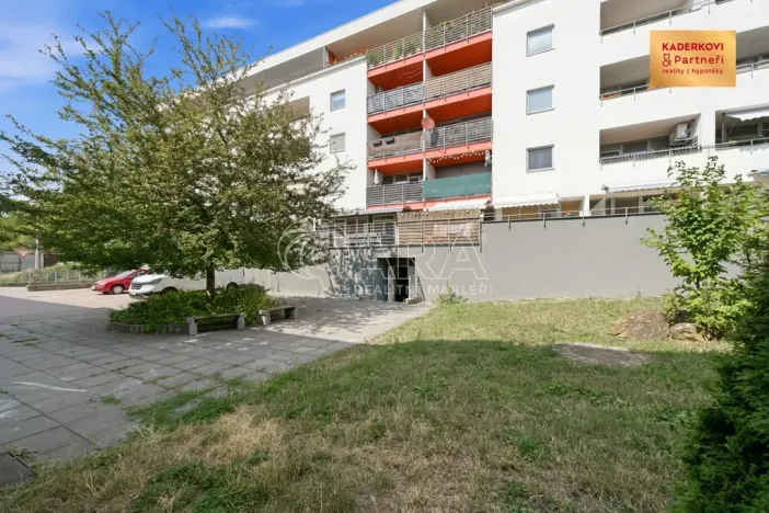 Prodej bytu 2+kk, Kuřim, U stadionu, 67 m2