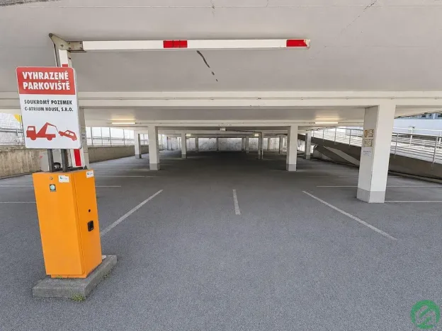 Pronájem kanceláře, Praha - Strašnice, V olšinách, 38 m2