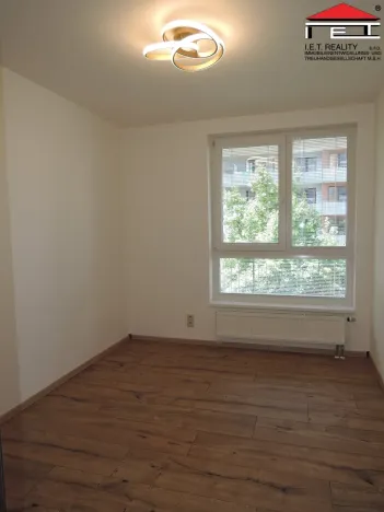 Pronájem bytu 3+kk, Praha - Vysočany, Kabešova, 82 m2