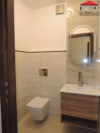 Pronájem bytu 3+kk, Praha - Vysočany, Kabešova, 82 m2
