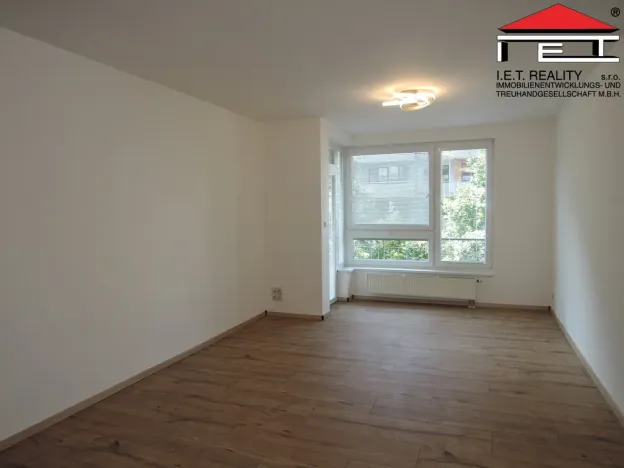 Pronájem bytu 3+kk, Praha - Vysočany, Kabešova, 82 m2