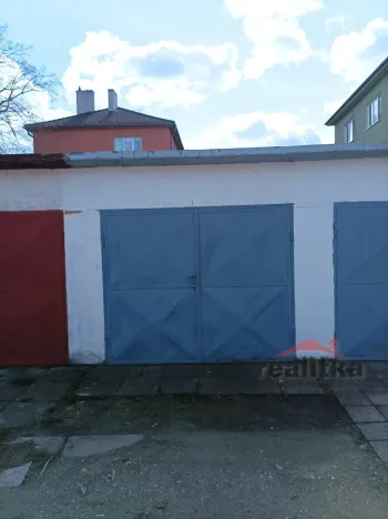 Prodej garáže, Opava, Jurečkova, 18 m2