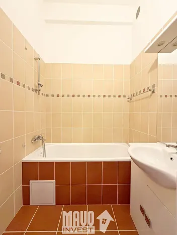 Prodej bytu 2+kk, Praha - Nusle, Kloboučnická, 56 m2