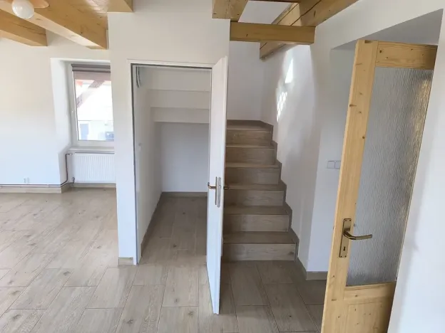 Pronájem bytu 4+1, Běleč, 178 m2