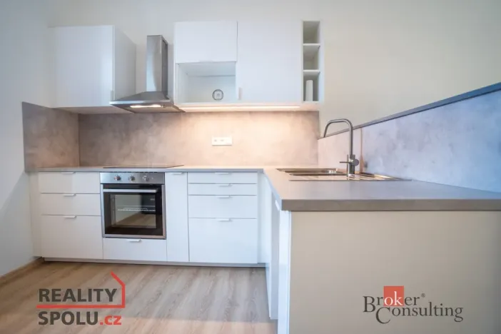Pronájem bytu 2+kk, Stěžery, Zámecká, 47 m2