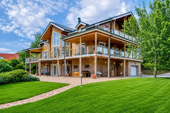Prodej rodinného domu, Dublovice, 750 m2