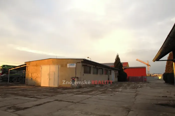 Pronájem skladu, Znojmo, 124 m2