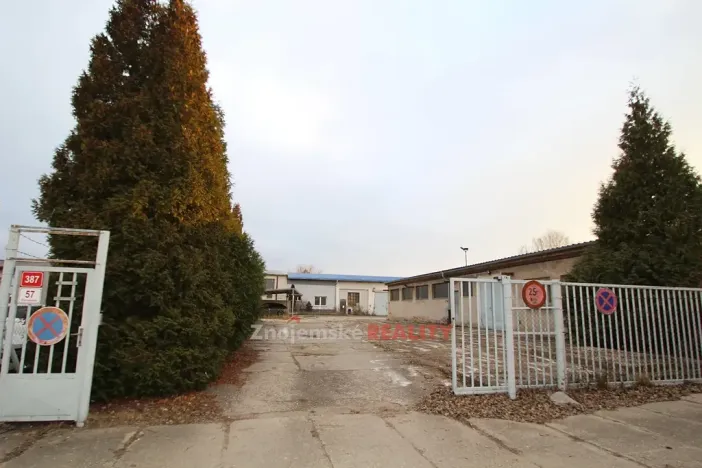 Pronájem skladu, Znojmo, 124 m2