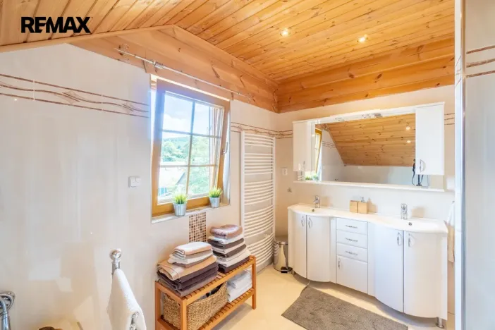 Prodej rodinného domu, Loučná pod Klínovcem - Loučná, 195 m2