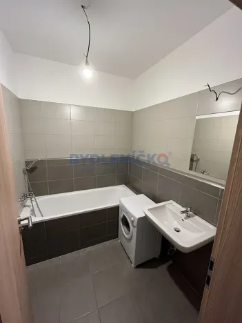 Prodej bytu 1+kk, České Budějovice, Husova tř., 73 m2