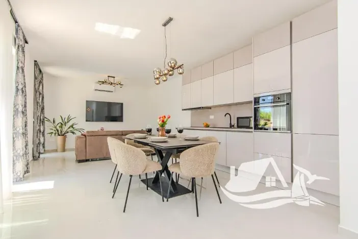 Prodej vily, Privlaka, Chorvatsko, 100 m2