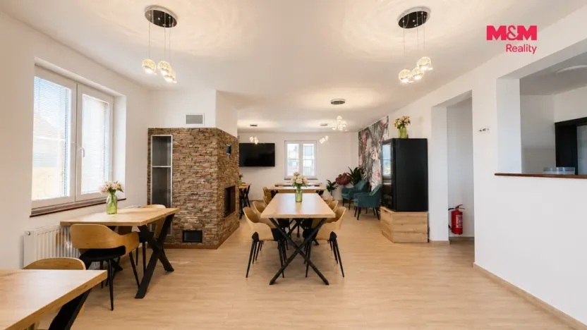 Prodej ubytování, Slavonice, Nádražní, 440 m2