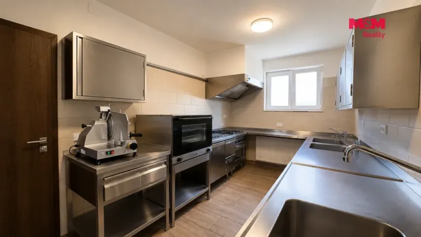 Prodej ubytování, Slavonice, Nádražní, 440 m2