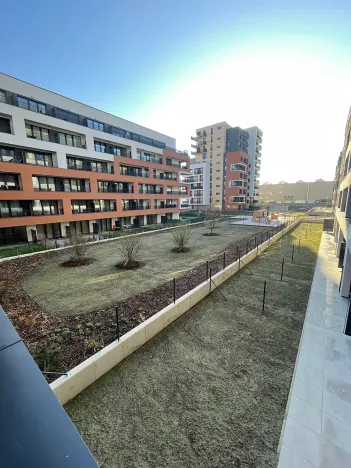 Pronájem bytu 2+kk, Praha - Hloubětín, Poděbradská, 63 m2