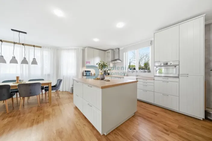 Prodej rodinného domu, Hlušovice, U Potoka, 161 m2