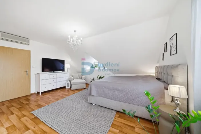 Prodej rodinného domu, Hlušovice, U Potoka, 161 m2