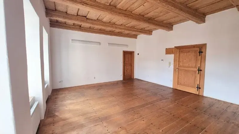 Pronájem bytu 2+kk, Jihlava, Husova, 60 m2