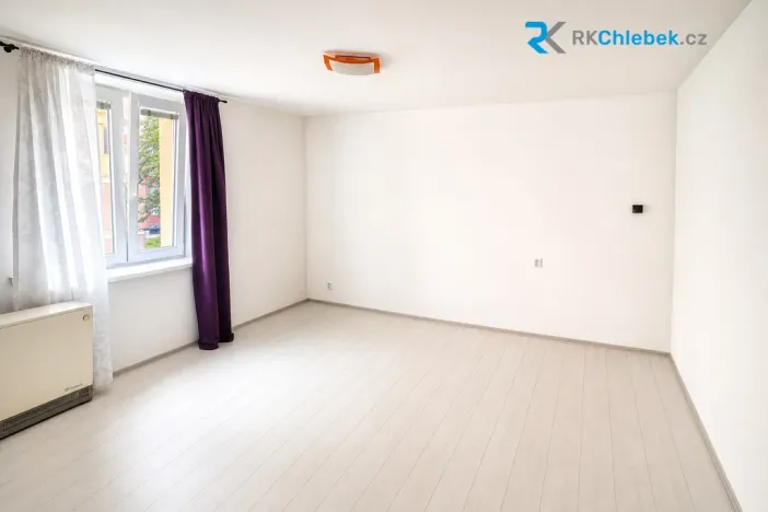 Pronájem bytu 1+1, Ostrava, Senovážná, 38 m2