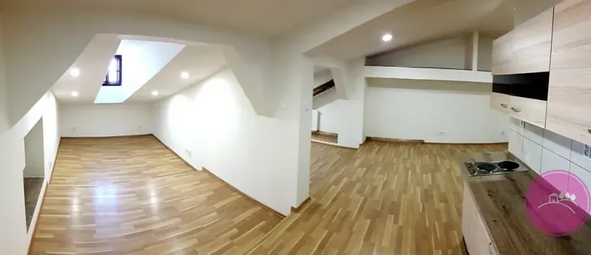 Pronájem bytu 2+kk, Olomouc, Dolní náměstí, 55 m2