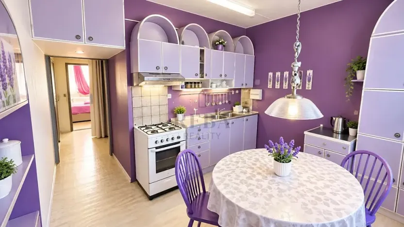 Prodej bytu 3+1, Karlovy Vary, Úvalská, 83 m2