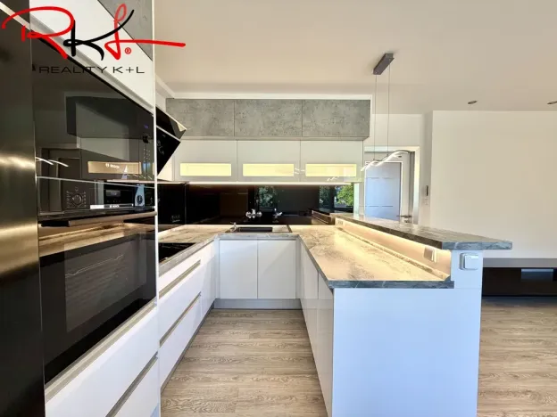 Prodej bytu 4+kk, Praha - Černý Most, Generála Janouška, 100 m2