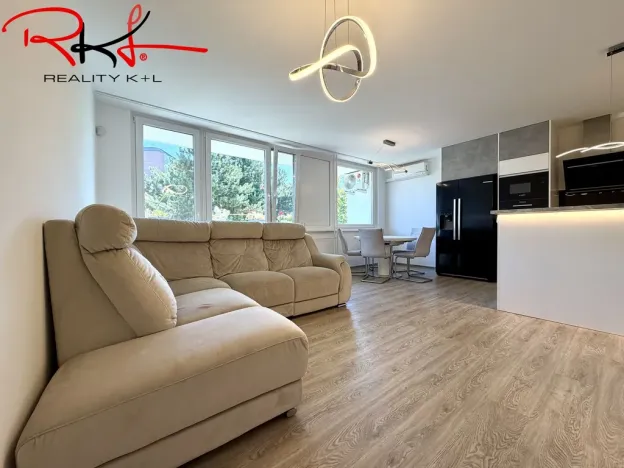 Prodej bytu 4+kk, Praha - Černý Most, Generála Janouška, 97 m2