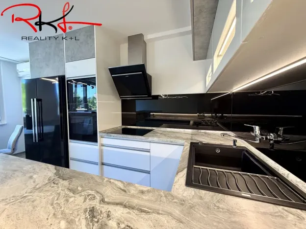 Prodej bytu 4+kk, Praha - Černý Most, Generála Janouška, 97 m2