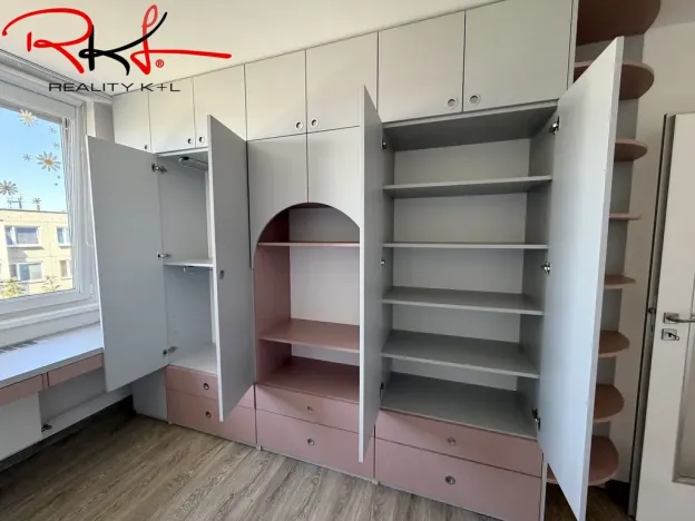 Prodej bytu 4+kk, Praha - Černý Most, Generála Janouška, 97 m2