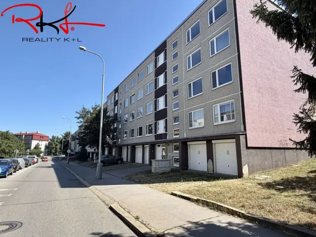Prodej bytu 4+kk, Praha - Černý Most, Generála Janouška, 97 m2