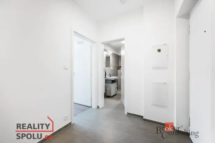 Pronájem bytu 1+kk, Vyškov - Vyškov-Předměstí, Hybešova, 30 m2