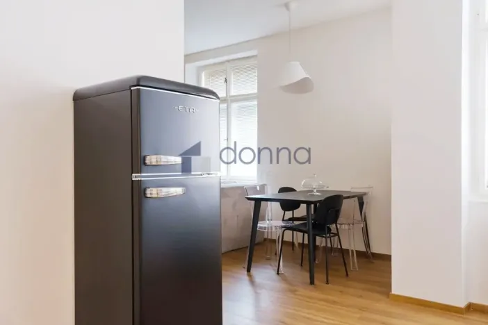 Pronájem bytu 1+1, Praha, Slezská, 43 m2