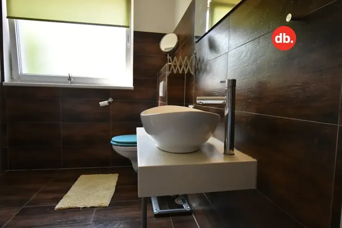Prodej vícegeneračního domu, Otovice, Na Louce, 280 m2