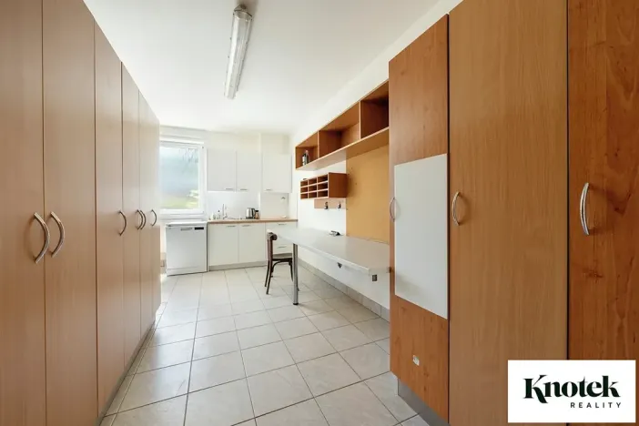 Pronájem výrobních prostor, Bučovice, Ždánská, 342 m2