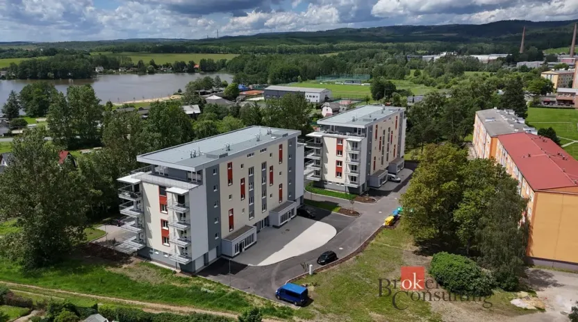 Prodej obchodního prostoru, Nová Role, Svobodova, 62 m2