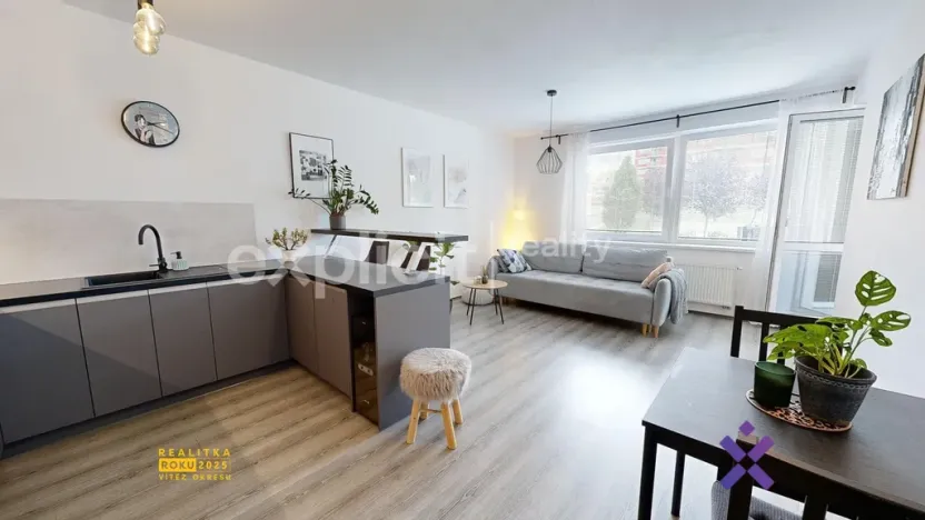 Pronájem bytu 2+kk, Zlín, Zelinova, 60 m2